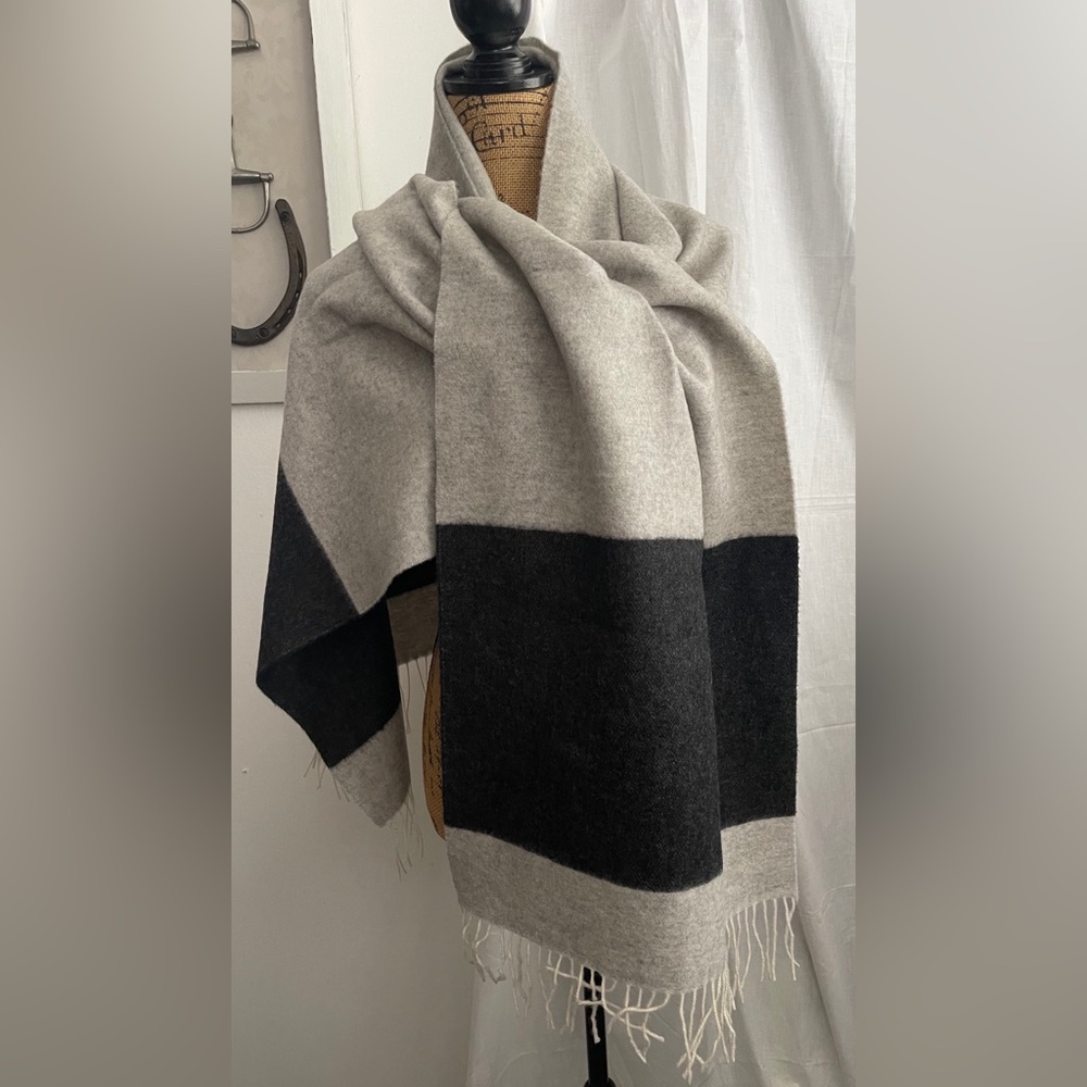Eileen Fisher Felted Plush Wool Blend Colour Block Fringe Scarf Wrap Shawl